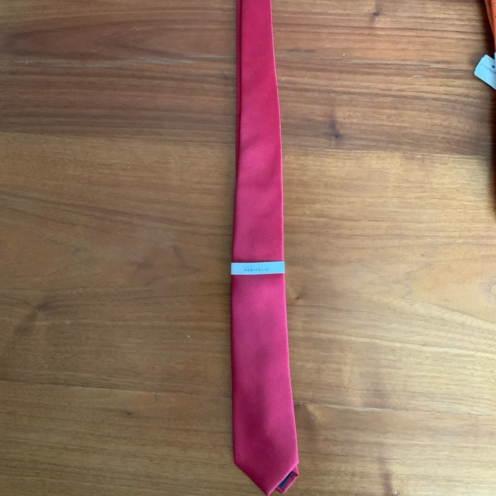 Red Perry Ellis necktie
